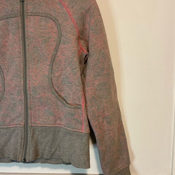 Retro Lululemon Scuba Hoodie - Picture 3 of 9